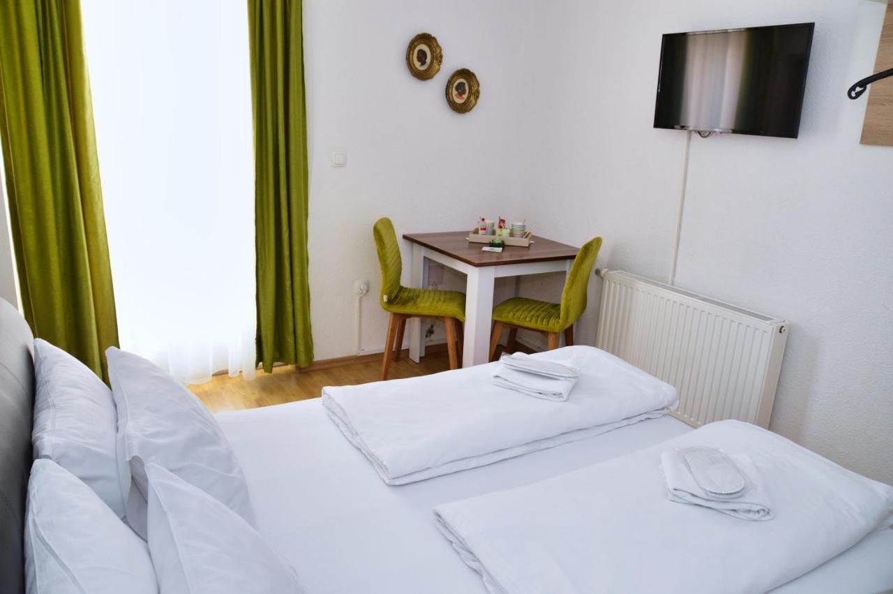 Guesthouse Marivo Jajce Bagian luar foto
